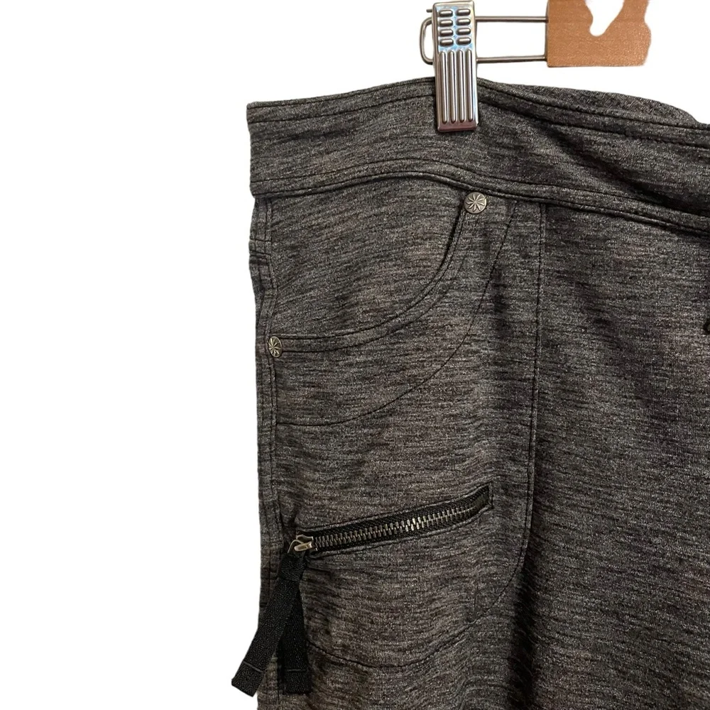 Athleta Bettona Boyfriend Jogger Cargo Pants Size LT - Picture 4 of 10